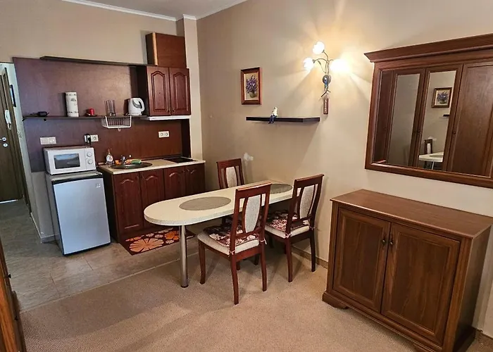 частно студио в комплекс ризорт Апартамент Поморие