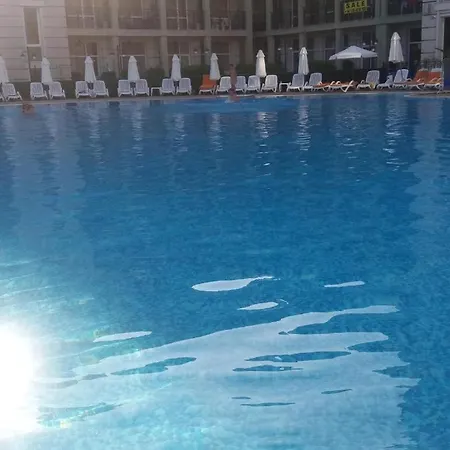 частно студио в комплекс ризорт Apartamento Pomorie