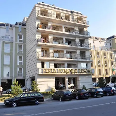 Apartment частно студио в комплекс ризорт Pomorie